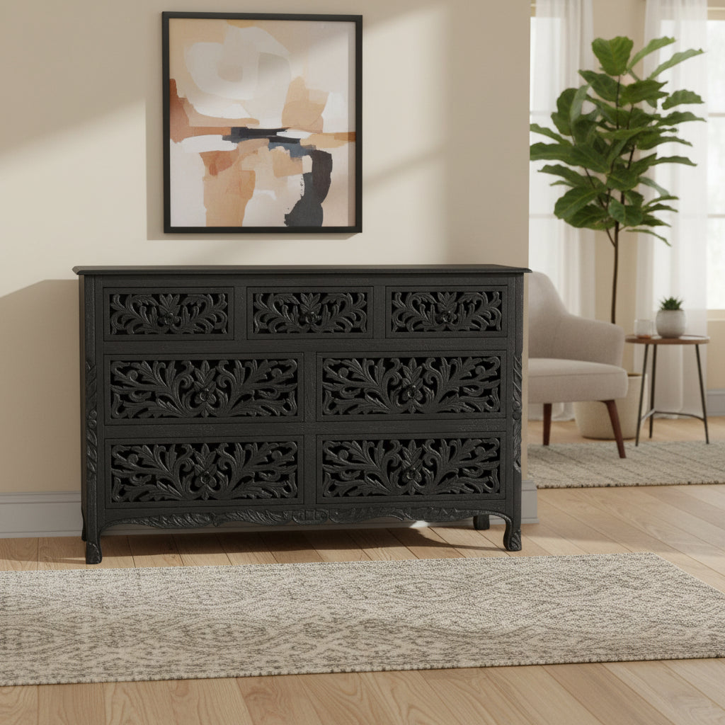Commode en bois sculpté floral à 7 tiroirs